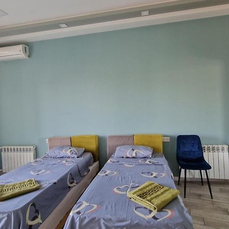 Puzzle Space Hostel Γιερεβάν Εξωτερικό φωτογραφία