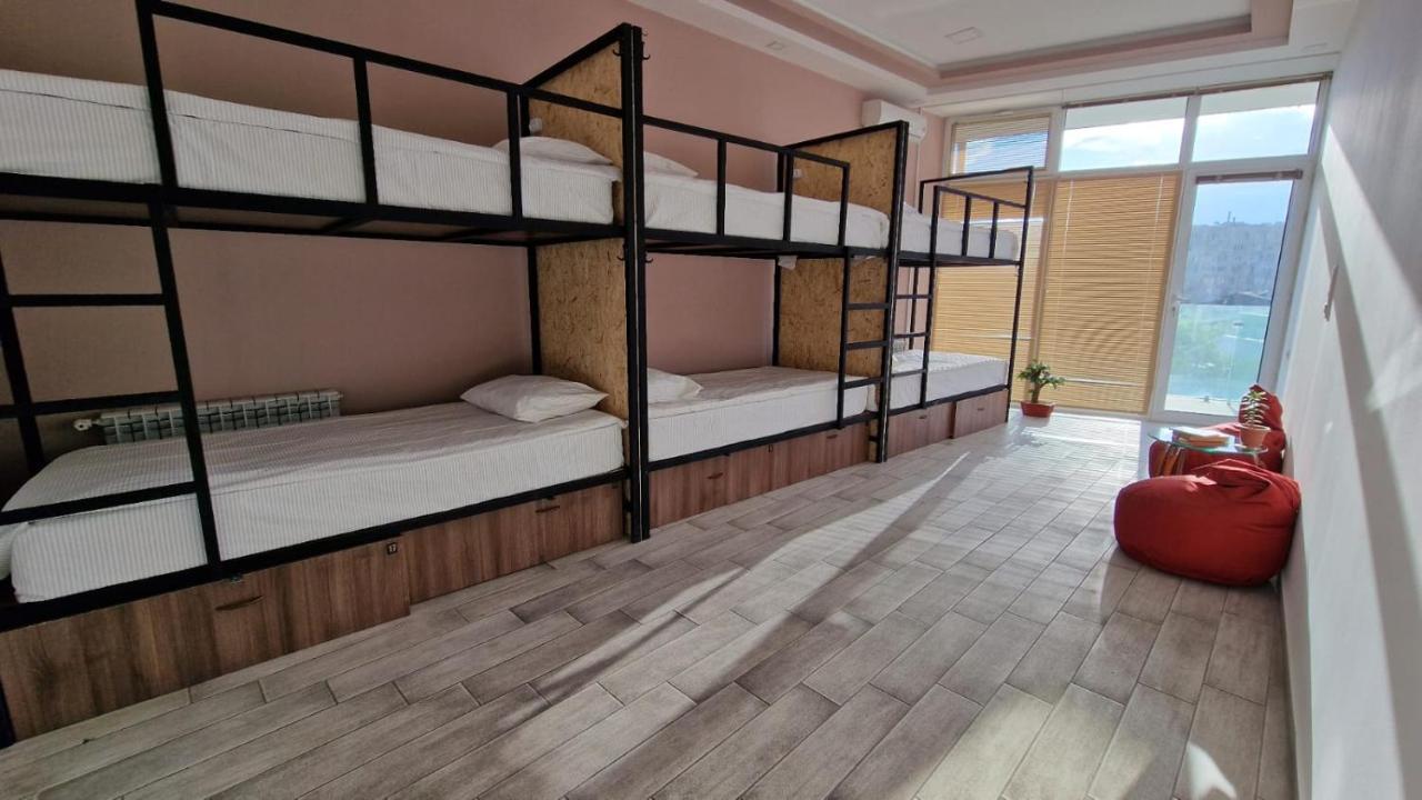 Puzzle Space Hostel Γιερεβάν Δωμάτιο φωτογραφία