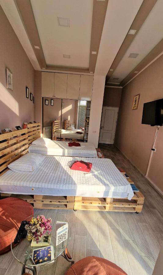 Puzzle Space Hostel Γιερεβάν Εξωτερικό φωτογραφία